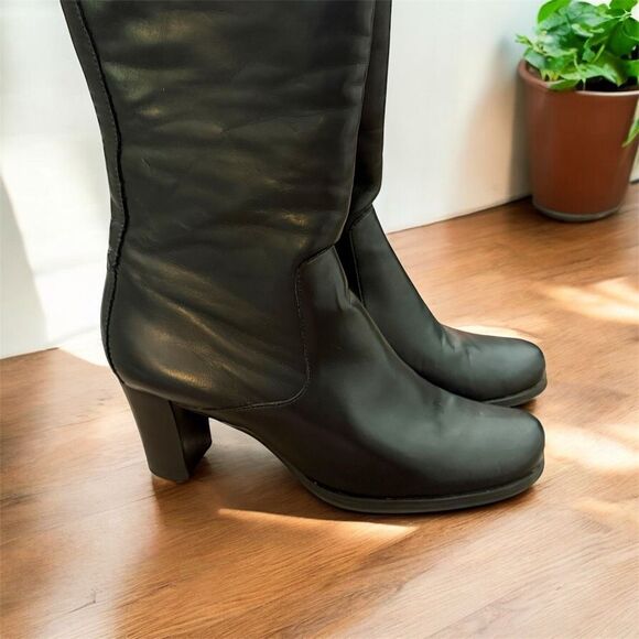 Naturalizer Black Campus Leather Knee High Boots 8 - Picture 2 of 10